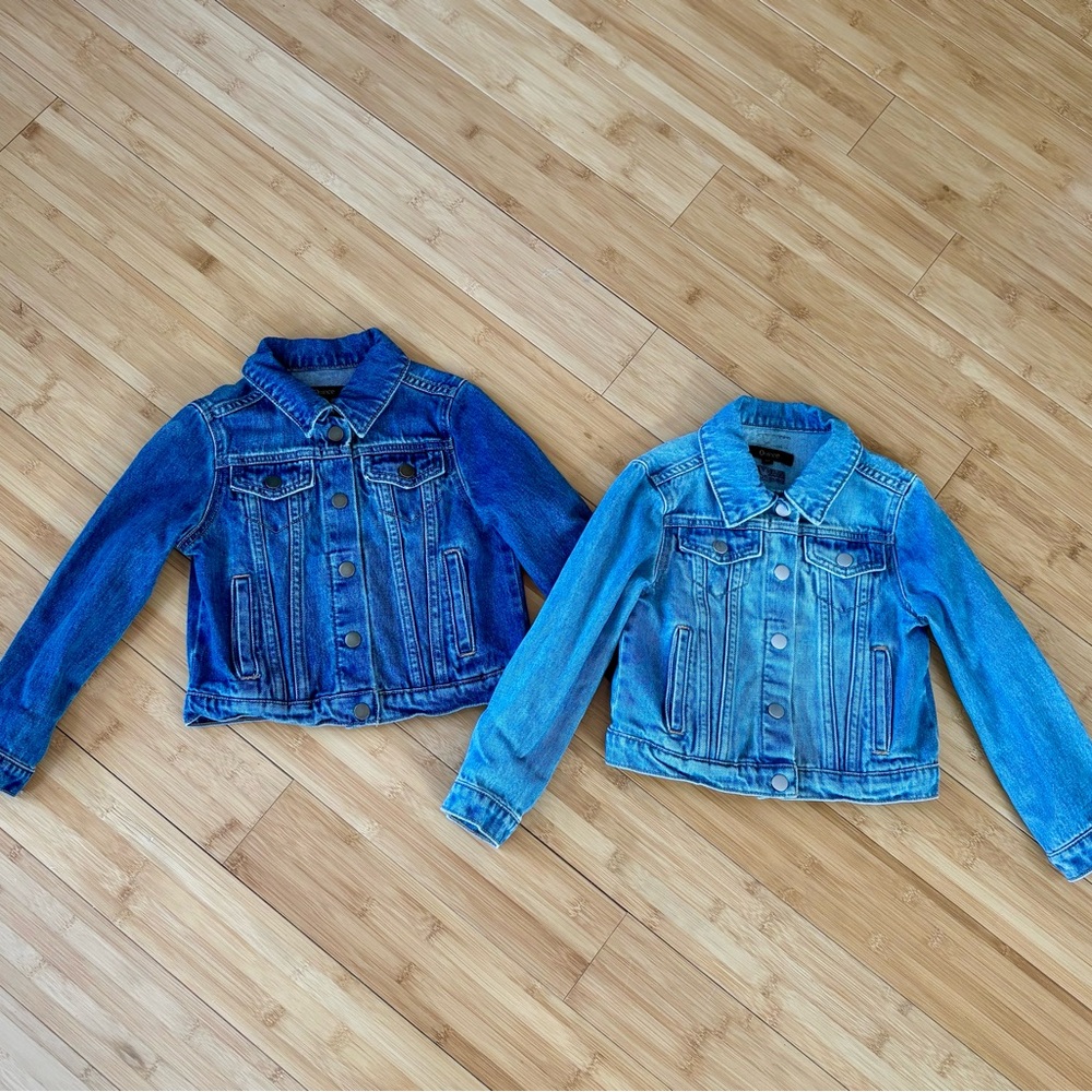 Quince Girls Denim Jackets Size 5T Light & Dark Wash Button Front (Set of 2)